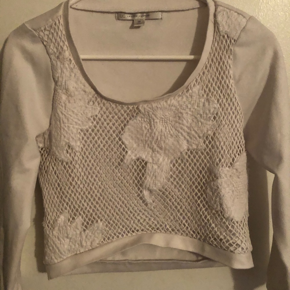 White crop top